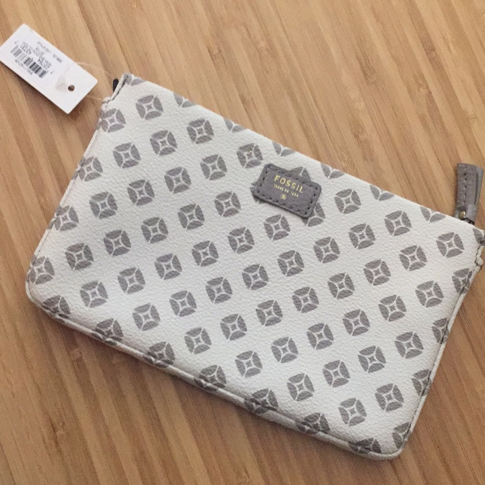 Fossil clutch